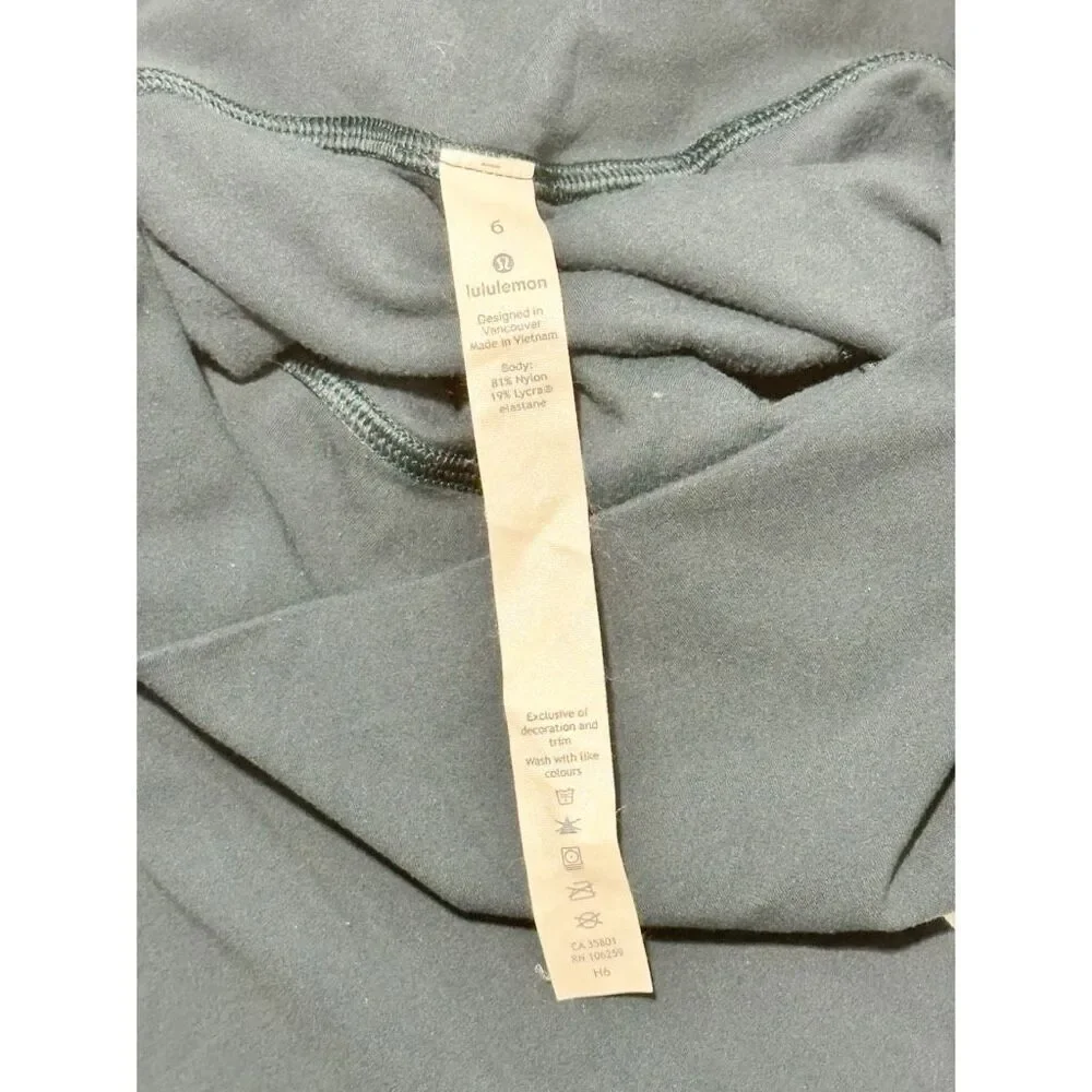 Lululemon Women's Tight High‎ Waisted Leggings Dark Green Size 6